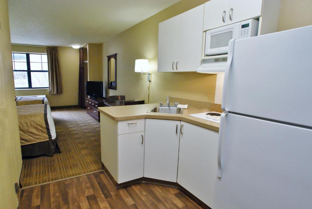 Room image 1